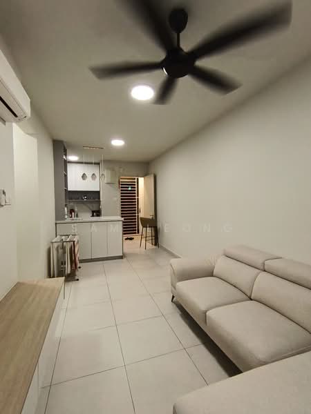 Servis Apartment untuk Disewa di Majestic Maxim - Sam Leong - Living Room - PropertyGuru.com.my