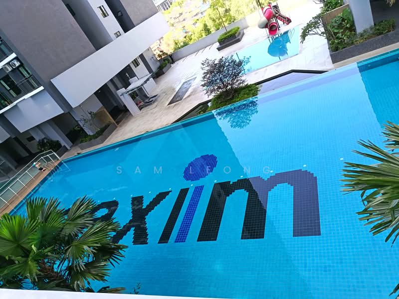 Servis Apartment untuk Disewa di Majestic Maxim - Sam Leong - Pool - PropertyGuru.com.my