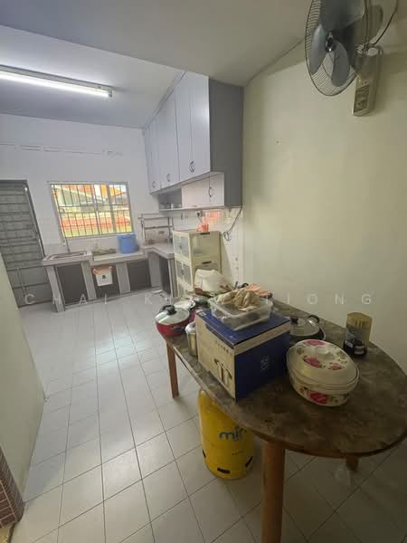 2-storey Terraced House for Sale in Air Putih (Kuantan) - Chai Kiew Tiong - Kitchen - PropertyGuru.com.my