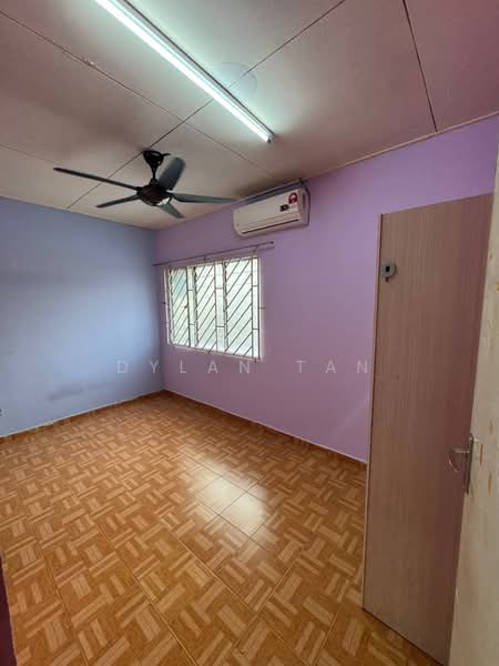 Terraced House for Rent in Taman Damai Jaya (Skudai) - Dylan Tan - Interior - PropertyGuru.com.my