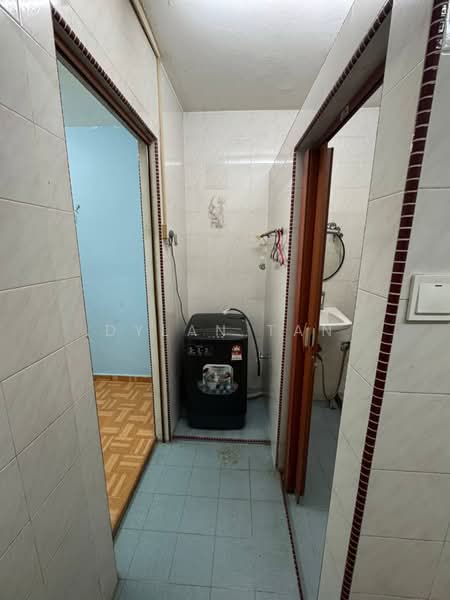 Terraced House for Rent in Taman Damai Jaya (Skudai) - Dylan Tan - Bathroom - PropertyGuru.com.my