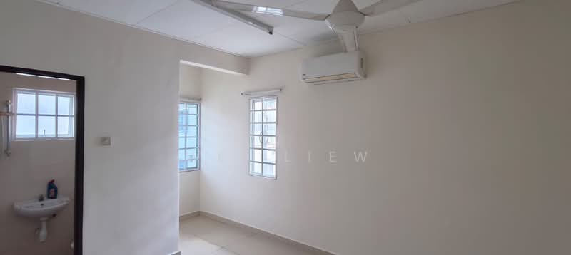 2-storey Terraced House for Sale in Taman Puncak Jalil (Seri Kembangan) - Wei Liew - Bathroom - PropertyGuru.com.my