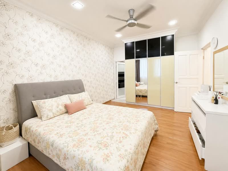 Bungalow for Sale in Nasa City (Tebrau) - Fakhrul Imlan - Bedroom - PropertyGuru.com.my