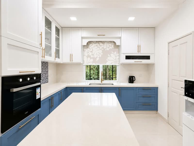 Bungalow for Sale in Nasa City (Tebrau) - Fakhrul Imlan - Kitchen - PropertyGuru.com.my