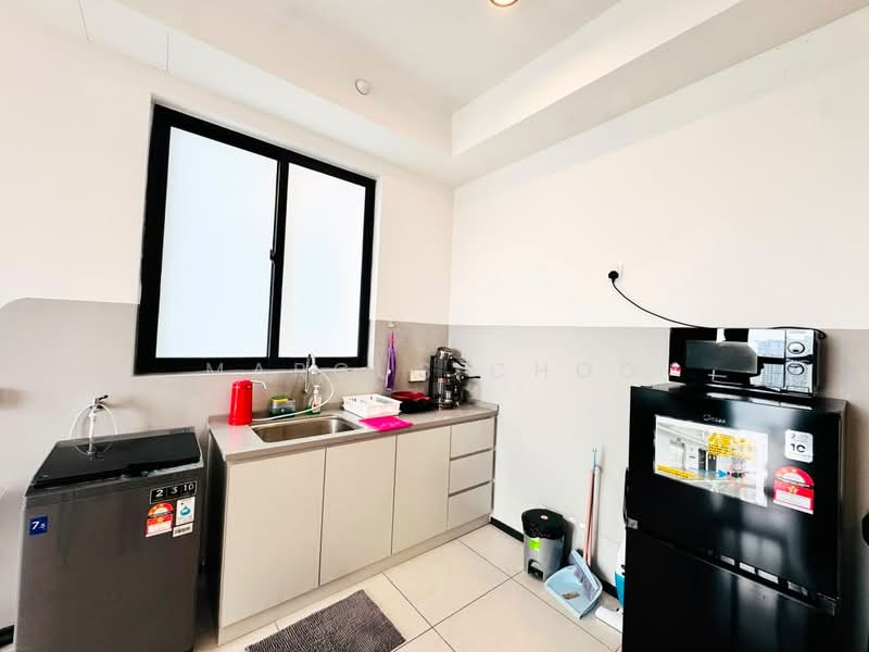 Servis Apartment untuk Dijual di Urban Suites - Marcus Choo - Kitchen - PropertyGuru.com.my