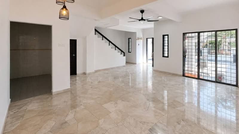 Rumah Teres 2-Tingkat untuk Dijual di Usj 5 (Subang Jaya) - Pearly Gan - Living Room - PropertyGuru.com.my