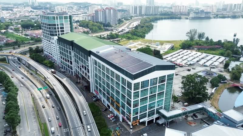 Banglo Komersial untuk Dijual di Seri Kembangan (Selangor) - Dr Shahril Nizam - PropertyGuru.com.my
