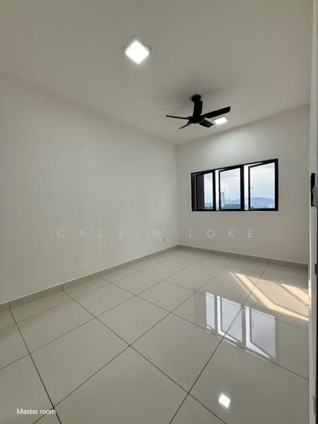 Servis Apartment untuk Disewa di Traders Park - Calvin Loke - Master Bedroom - PropertyGuru.com.my