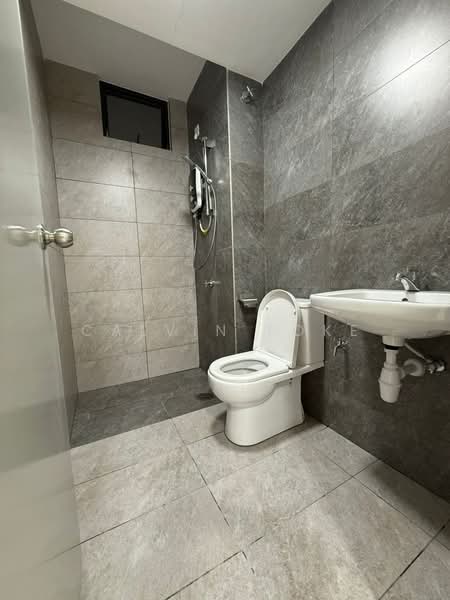 Servis Apartment untuk Disewa di Traders Park - Calvin Loke - Bathroom - PropertyGuru.com.my
