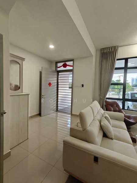2-storey Terraced House for Sale in Taman Ponderosa (Johor Bahru) - Kok Hui - Living Room - PropertyGuru.com.my