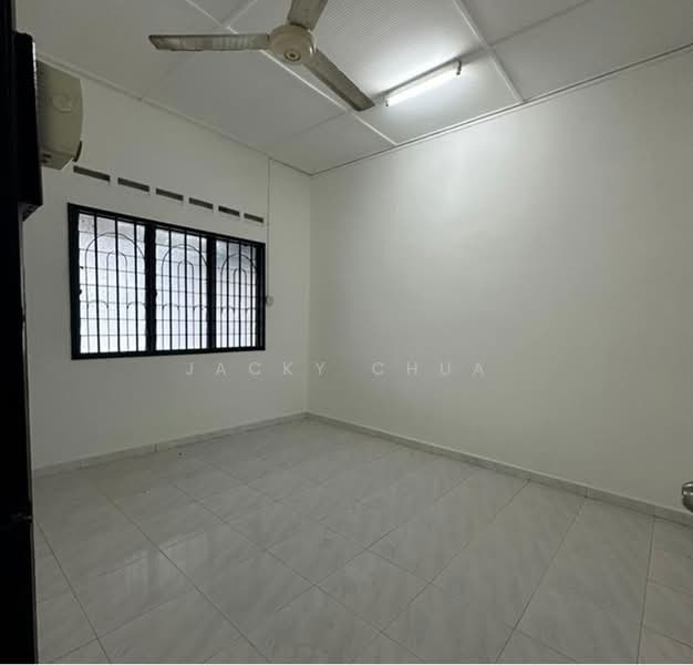 Rumah Teres 1 Tingkat untuk Dijual di Taman Johor Jaya (Johor Bahru) - Jacky Chua - Interior - PropertyGuru.com.my