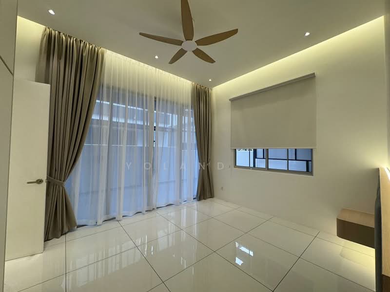 Semi-Detached House for Sale in Taman Ekoflora (Johor Bahru) - Yoland . - Bedroom - PropertyGuru.com.my