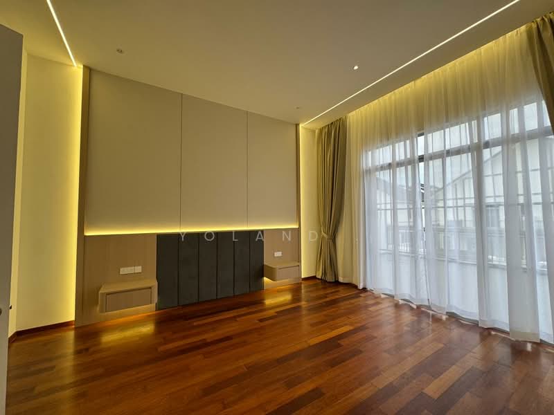Semi-Detached House for Sale in Taman Ekoflora (Johor Bahru) - Yoland . - Bedroom - PropertyGuru.com.my