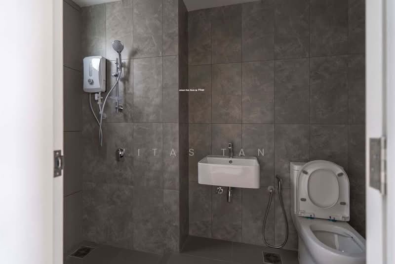 Condominium for Rent at Tuai Timur - Vitas Tan - Bathroom - PropertyGuru.com.my