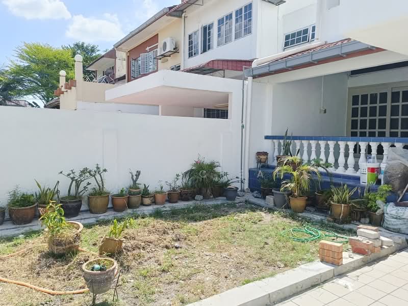 2-storey Terraced House for Rent in Petaling Jaya (Selangor) - Eric Cheah - Exterior - PropertyGuru.com.my