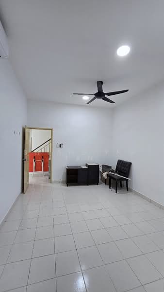 Rumah Teres 1.5 Tingkat untuk Dijual di Taman Pelangi Indah (Ulu Tiram) - Shiang Yng Tan - Living Room - PropertyGuru.com.my