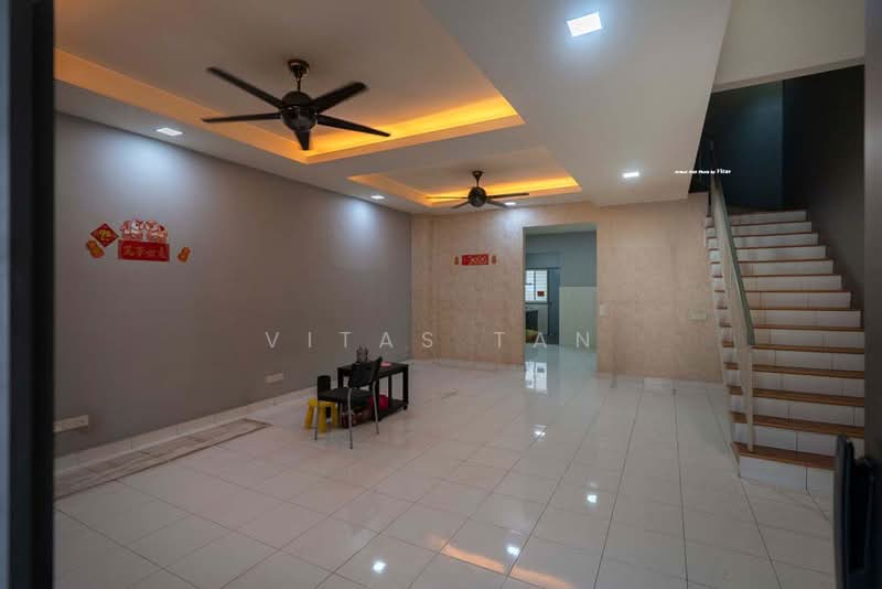 2-storey Terraced House for Sale in Setia Impian (Setia Alam) - Vitas Tan - Living Room - PropertyGuru.com.my