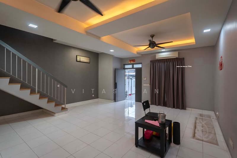 2-storey Terraced House for Sale in Setia Impian (Setia Alam) - Vitas Tan - Living Room - PropertyGuru.com.my