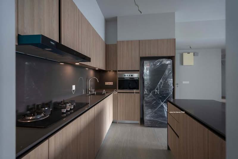Kondominium untuk Dijual di Utamara Boutique Residences - Vitas Tan - Kitchen - PropertyGuru.com.my