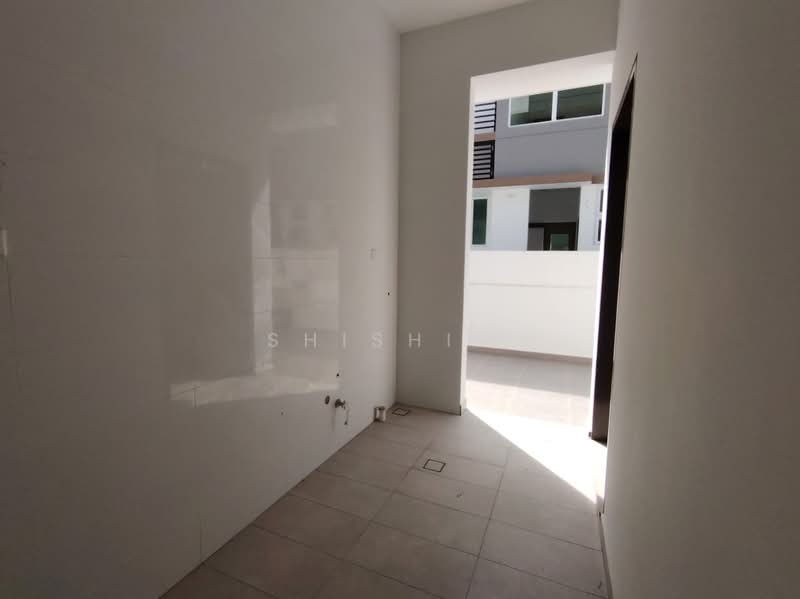 Semi-Detached House for Sale in Taman Ponderosa (Johor Bahru) - Shishi . - PropertyGuru.com.my