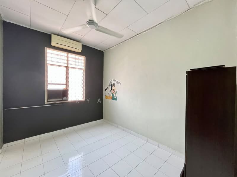 2-storey Terraced House for Sale in Taman Saga (Alor Setar) - Ryan Ooi - Bedroom - PropertyGuru.com.my