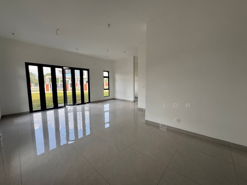 Semi-Detached House for Sale in Bandar Uda Utama (Johor Bahru) - Guang Jun Loh - PropertyGuru.com.my
