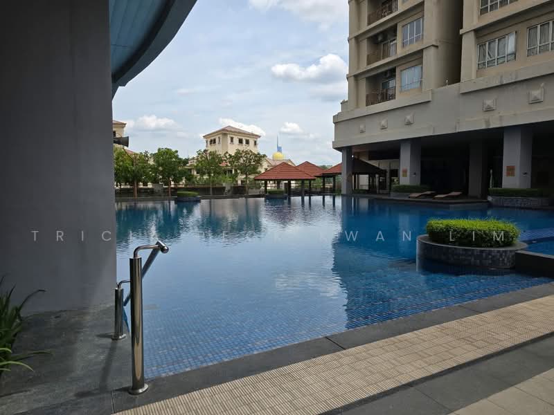 Service Residence for Sale at Windsor Tower - Tricia Peck Kwan Lim - Exterior - PropertyGuru.com.my