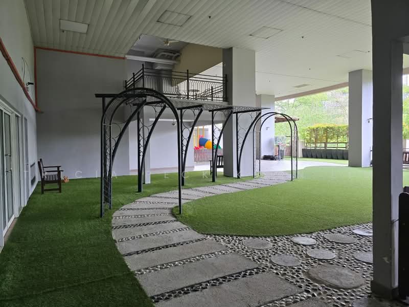 Service Residence for Sale at Windsor Tower - Tricia Peck Kwan Lim - Exterior - PropertyGuru.com.my