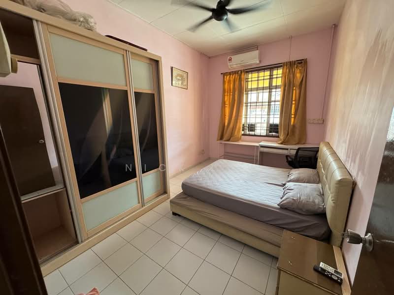 1-storey Terraced House for Rent in Taman Setia Indah (Tebrau) - Nick Low - Bedroom - PropertyGuru.com.my