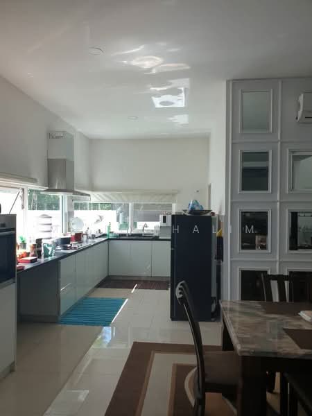 Rumah Berkembar untuk Disewa di Cyberjaya (Selangor) - Mu'izz Halim - Kitchen - PropertyGuru.com.my