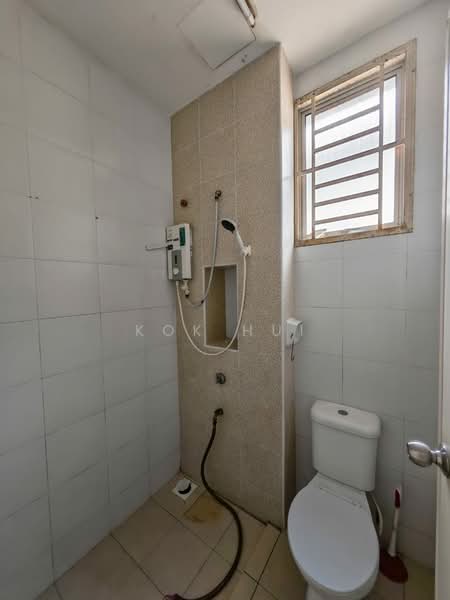 2-storey Terraced House for Sale in Taman Desa Tebrau (Tebrau) - Kok Hui - Bathroom - PropertyGuru.com.my