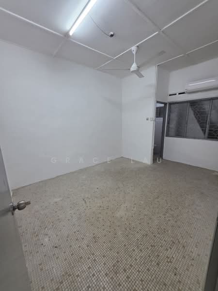 Rumah Teres 1-Tingkat untuk Dijual di Taman Sri Tebrau (Johor Bahru) - Grace Lau - PropertyGuru.com.my