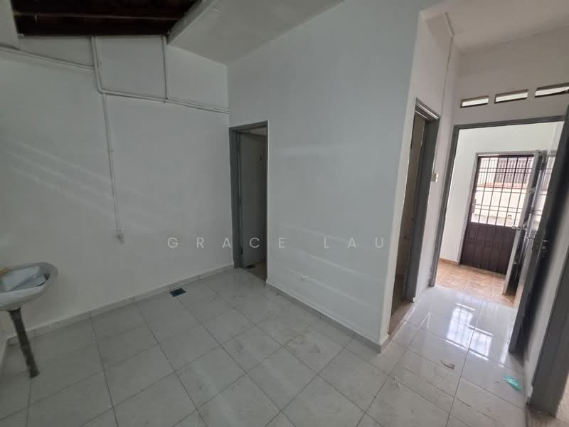 Rumah Teres 1-Tingkat untuk Dijual di Taman Sri Tebrau (Johor Bahru) - Grace Lau - PropertyGuru.com.my
