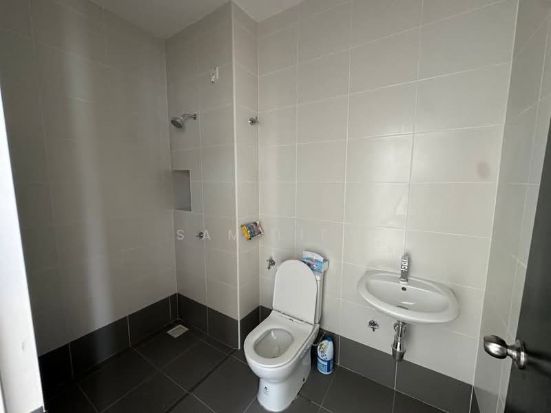 Cluster House for Sale in Eco Botanic (Iskandar Puteri (Nusajaya)) - Sam Liew - Bathroom - PropertyGuru.com.my