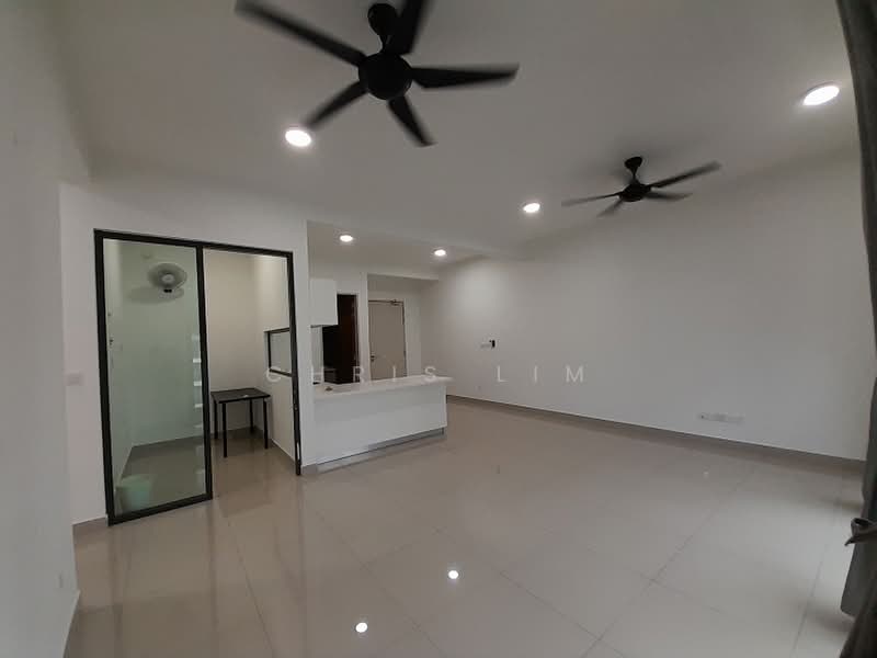 Servis Apartment untuk Disewa di Citizen @ Old Klang Road - Chris Lim - Living Room - PropertyGuru.com.my