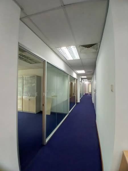 Office for Rent in KL City Centre (Kuala Lumpur) - Wendy Lian - Corridor - PropertyGuru.com.my