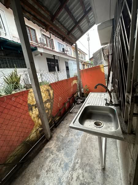 2-storey Terraced House for Sale in Pjs 10 (Sunway) - Tricia Peck Kwan Lim - Exterior - PropertyGuru.com.my