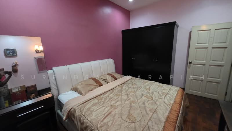 Rumah Teres 2-Tingkat untuk Dijual di Teluk Pulai (Klang) - Surendran Karapiah - Bedroom - PropertyGuru.com.my