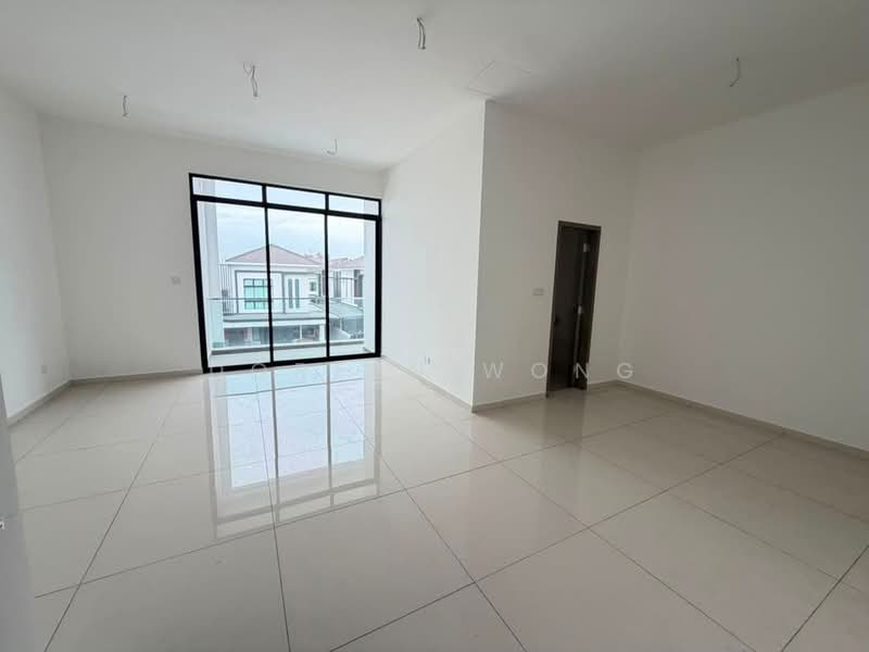Cluster House for Sale in Austin Crest (Johor Bahru) - Doreen Wong - PropertyGuru.com.my