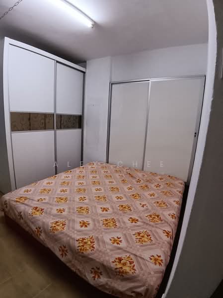 Apartment for Sale at Taman Pekaka Block 33 - Alex Chee - Bedroom - PropertyGuru.com.my