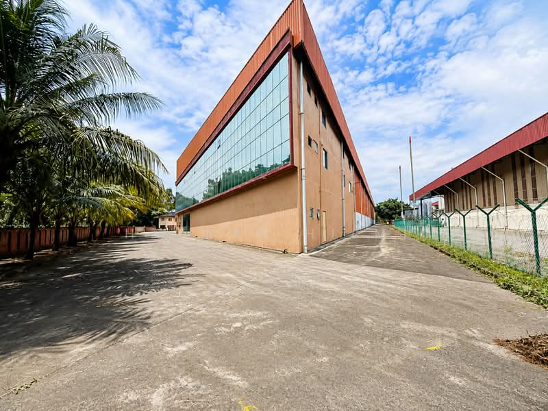 Warehouse for Rent in West Port (Pelabuhan Barat) (Port Klang (Pelabuhan Klang)) - Hazwan Hilmi - Exterior - PropertyGuru.com.my