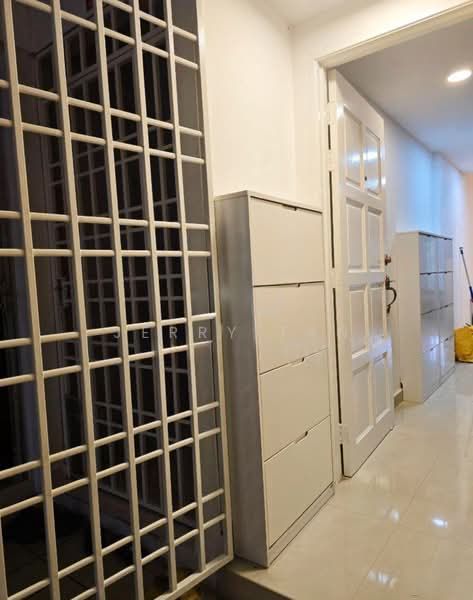 Pangsapuri untuk Disewa di Indah Kota Apartment - Jerry Tan - Entrance - PropertyGuru.com.my
