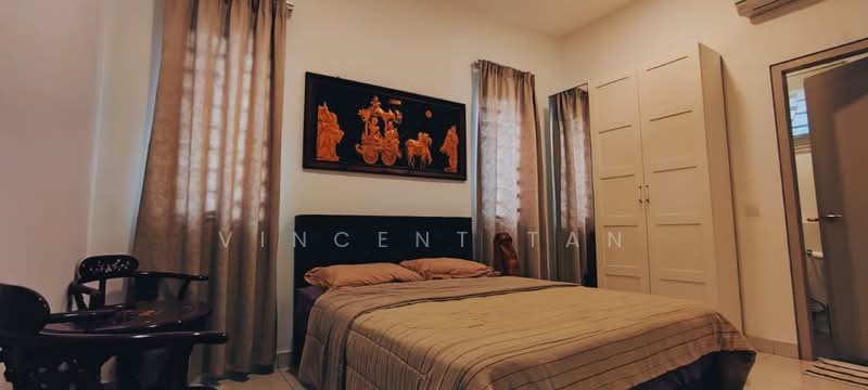 Semi-Detached House for Sale in Telok Panglima Garang (Selangor) - Vincent Tan - Bedroom - PropertyGuru.com.my