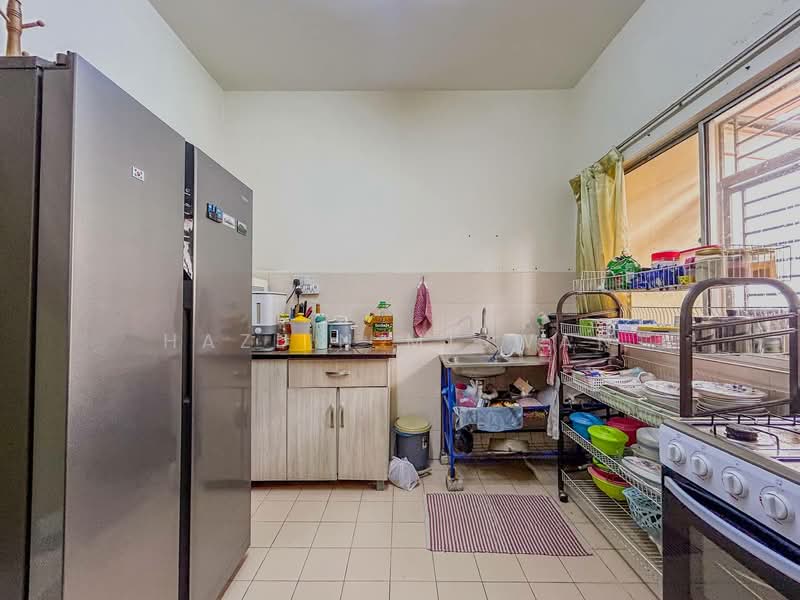 Rumah Teres 2-Tingkat untuk Dijual di Alam Suria (Puncak Alam) - Hazlin Miswan - Kitchen - PropertyGuru.com.my