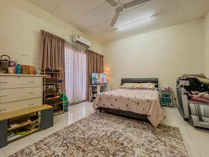 Rumah Teres 2-Tingkat untuk Dijual di Alam Suria (Puncak Alam) - Hazlin Miswan - Bedroom - PropertyGuru.com.my