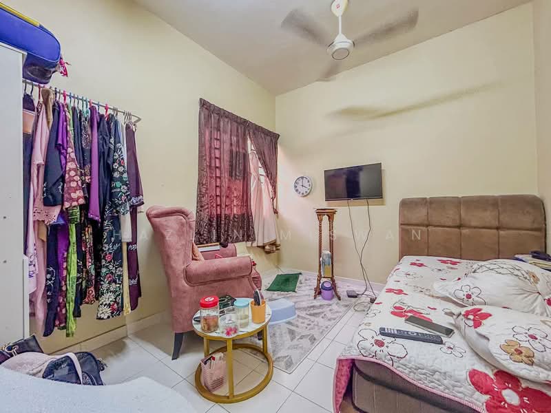 Rumah Teres 2-Tingkat untuk Dijual di Alam Suria (Puncak Alam) - Hazlin Miswan - Bedroom - PropertyGuru.com.my