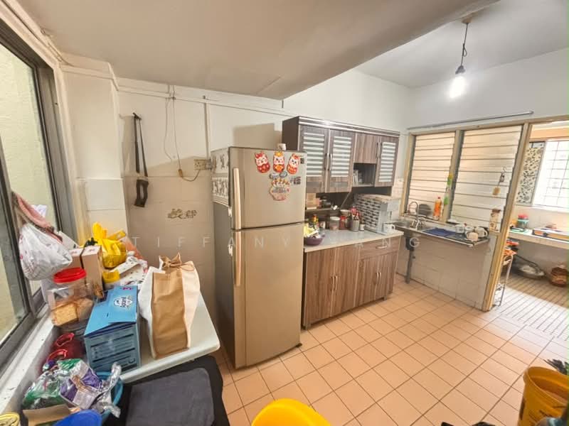 2-storey Terraced House for Sale in Bandar Country Homes (Rawang) - Tiffany Yang - Kitchen - PropertyGuru.com.my