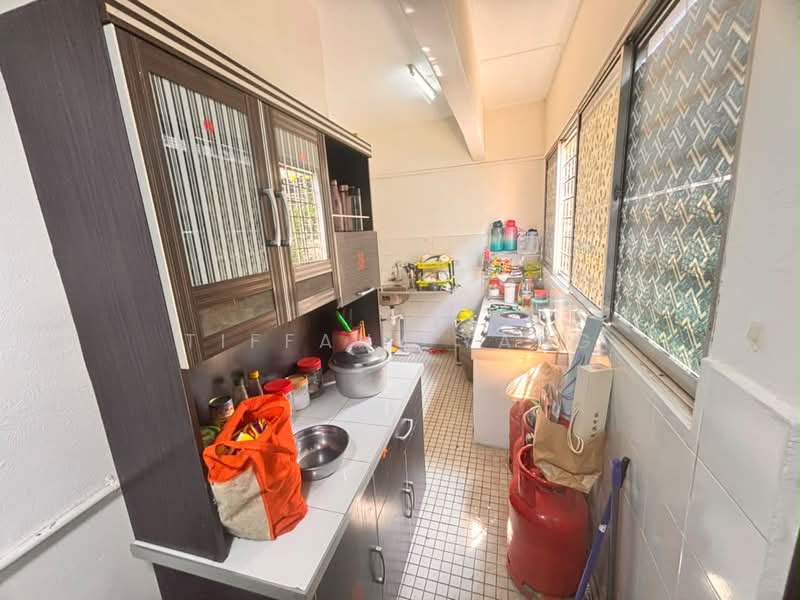 2-storey Terraced House for Sale in Bandar Country Homes (Rawang) - Tiffany Yang - Kitchen - PropertyGuru.com.my
