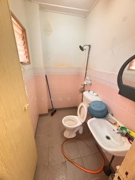 2-storey Terraced House for Sale in Bandar Country Homes (Rawang) - Tiffany Yang - Bilik Mandi - PropertyGuru.com.my