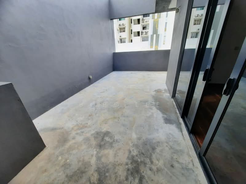 4-storey Terraced House for Sale in Taman Bukit Serdang (Seri Kembangan) - Bobo Lee - PropertyGuru.com.my